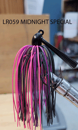 PURE POISON JIG COMPANY SMASHMOUTH FOOTBALL HEAD JIG 3/4 OZ 3/O MUSTAD EWG HOOK WITH HAND TIED LIVING RUBBER SKIRT 3 PACK