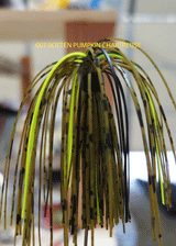 TOUR EDITION PRO PEANUT HEAD JIG 1/2 OZ WITH GAMAKATSU FLAT EYE RB HOOK 3 PACK