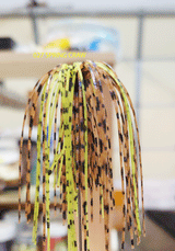 TOUR EDITION DUAL TUNGSTEN DUAL THREAT SWIM JIG 1/4 OZ, Silicone Skirt  2 PACK