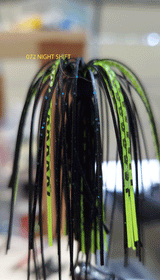 TOUR EDITION PRO PEANUT HEAD JIG 1/2 OZ WITH GAMAKATSU FLAT EYE RB HOOK 3 PACK