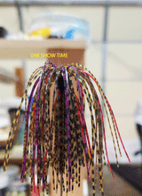 TOUR EDITION PRO PEANUT HEAD JIG 1/2 OZ WITH GAMAKATSU FLAT EYE RB HOOK 3 PACK